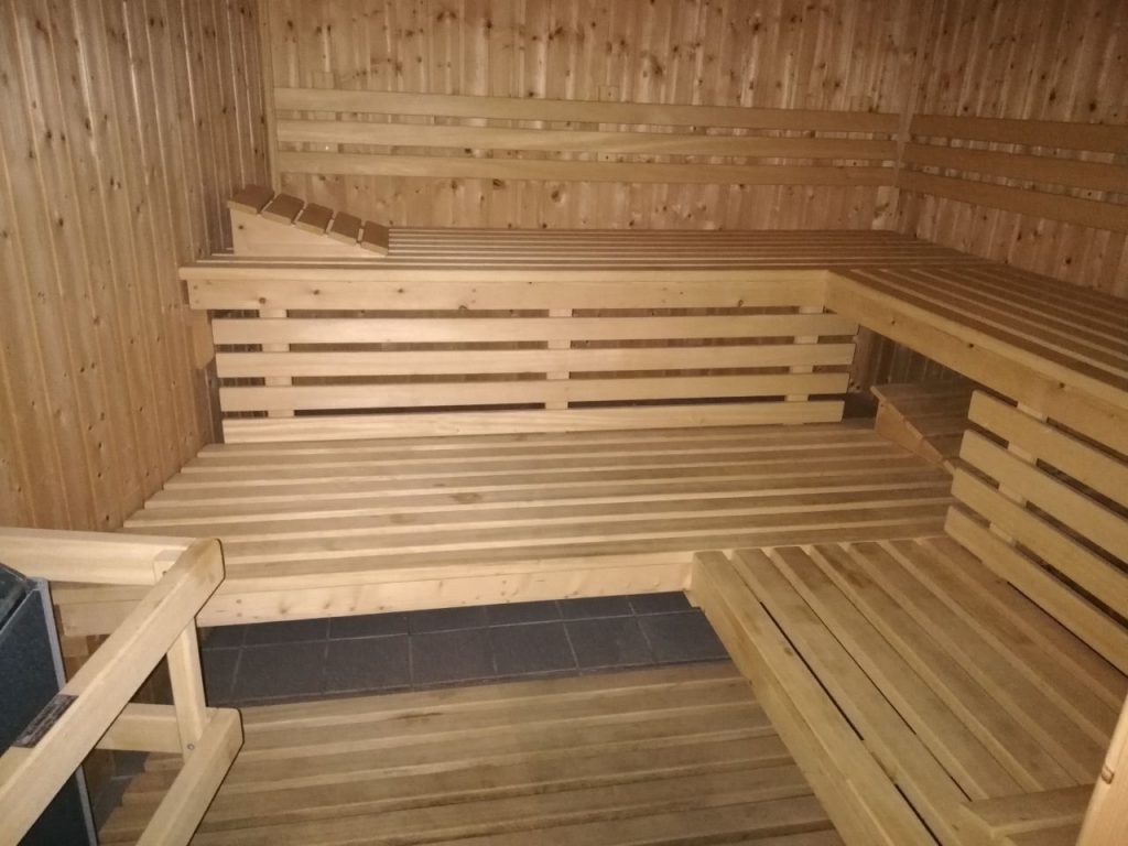 Keller Sauna